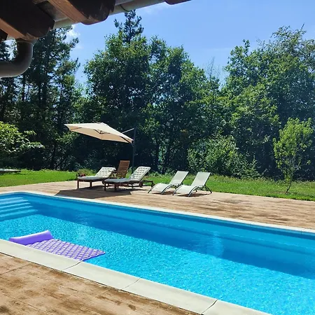 Con Piscina Climatizada En La Naturaleza *